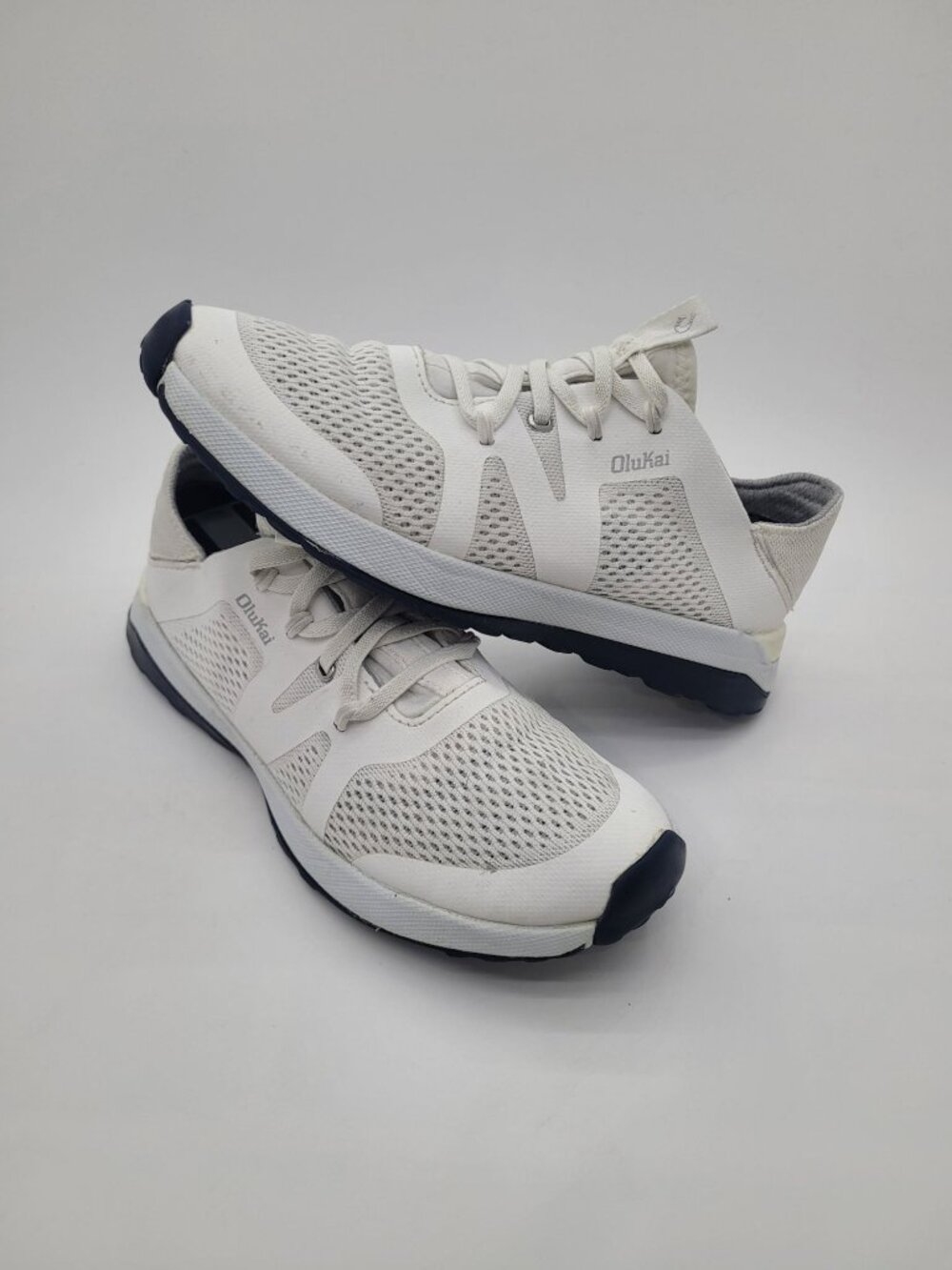 Olukai Huia Women's White Mesh Convertible Sneaker Elastic Lace Size 6.5